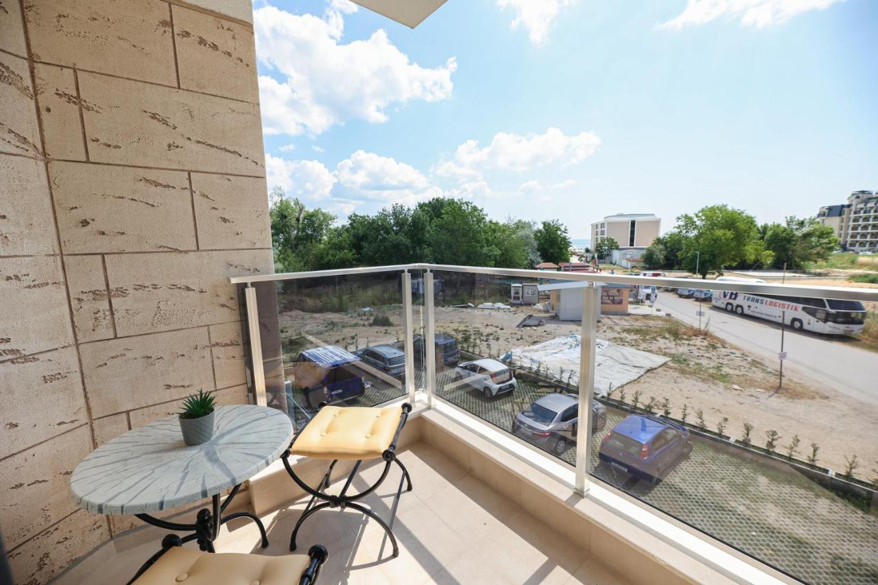 Lux Apartments คราเนโว ภายนอก รูปภาพ